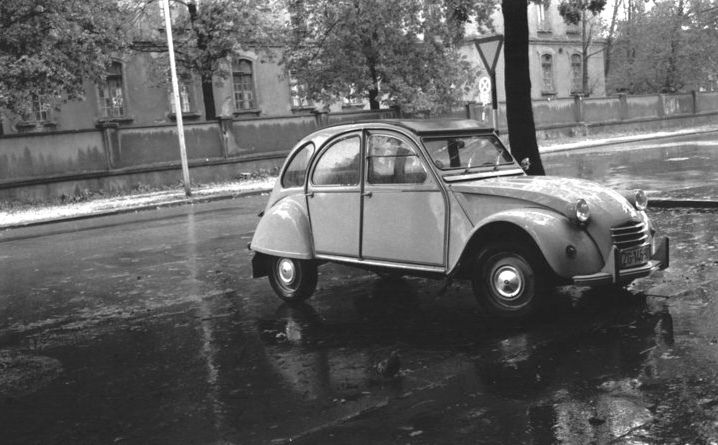 Reljkovićeva 70-ih godina (u pozadini srušene Rudolfove vojarne)